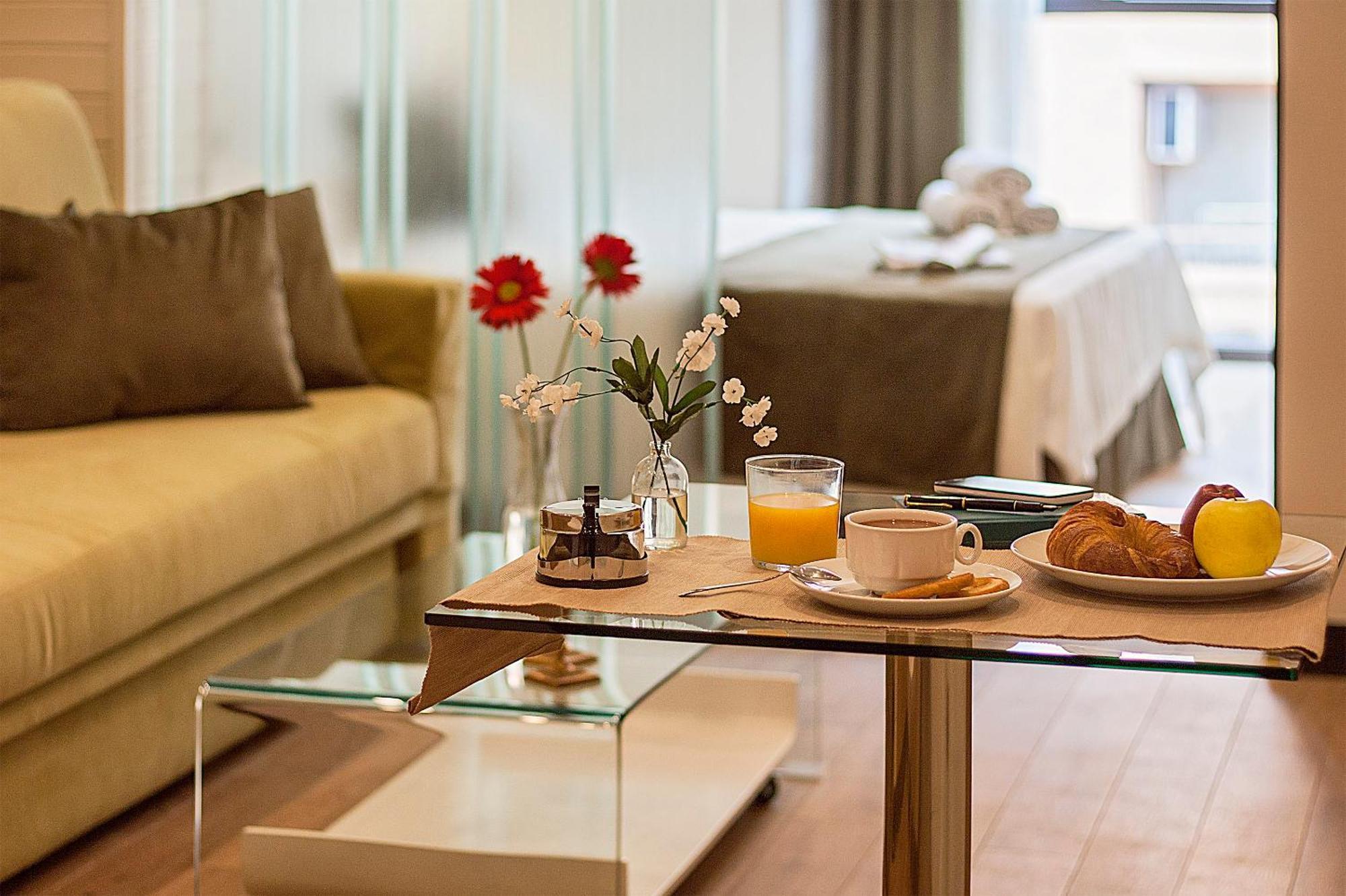Apartamentos Suites Oficentro Deluxe Μάλαγα Δωμάτιο φωτογραφία