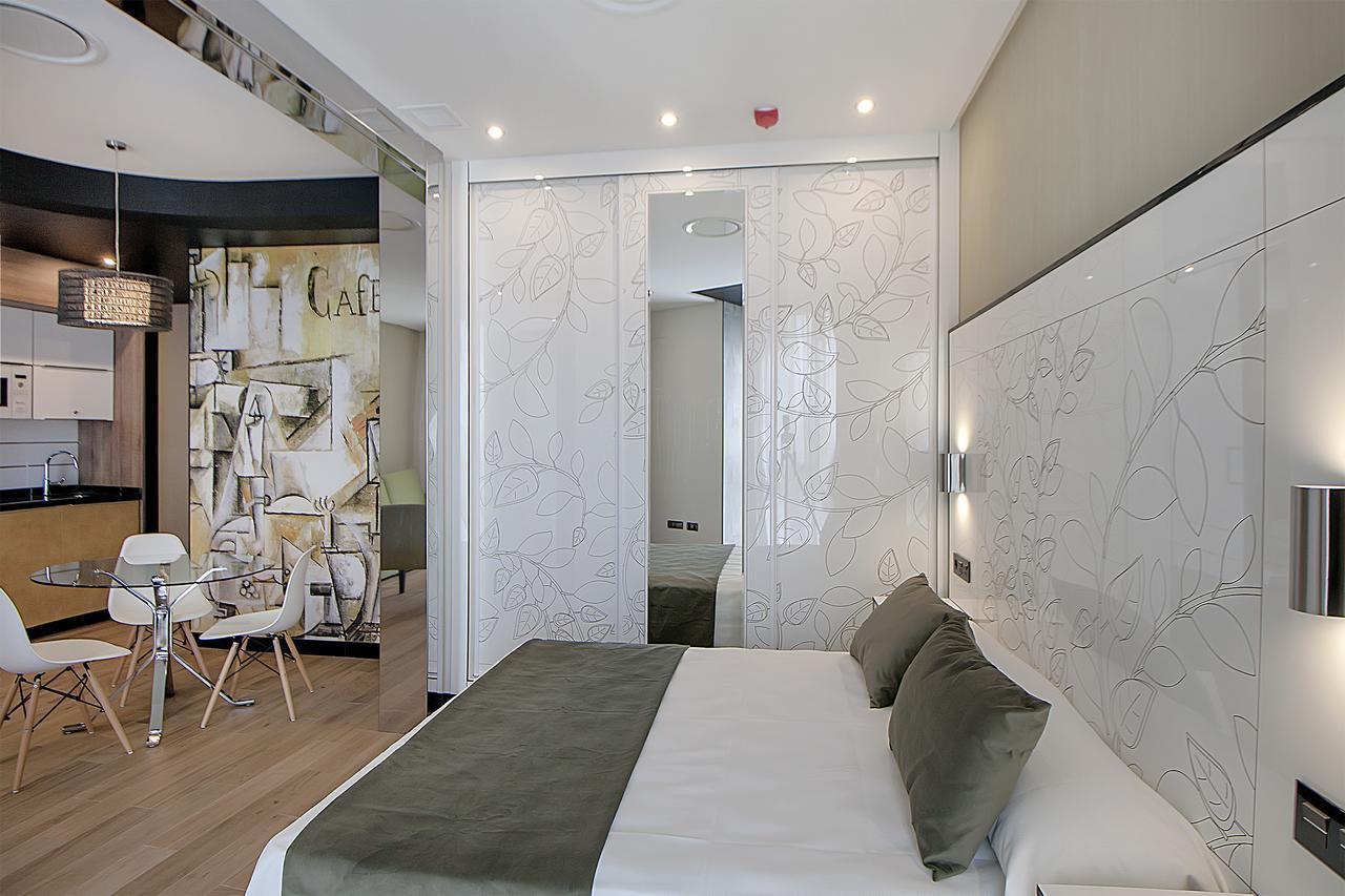 Apartamentos Suites Oficentro Deluxe Μάλαγα Εξωτερικό φωτογραφία